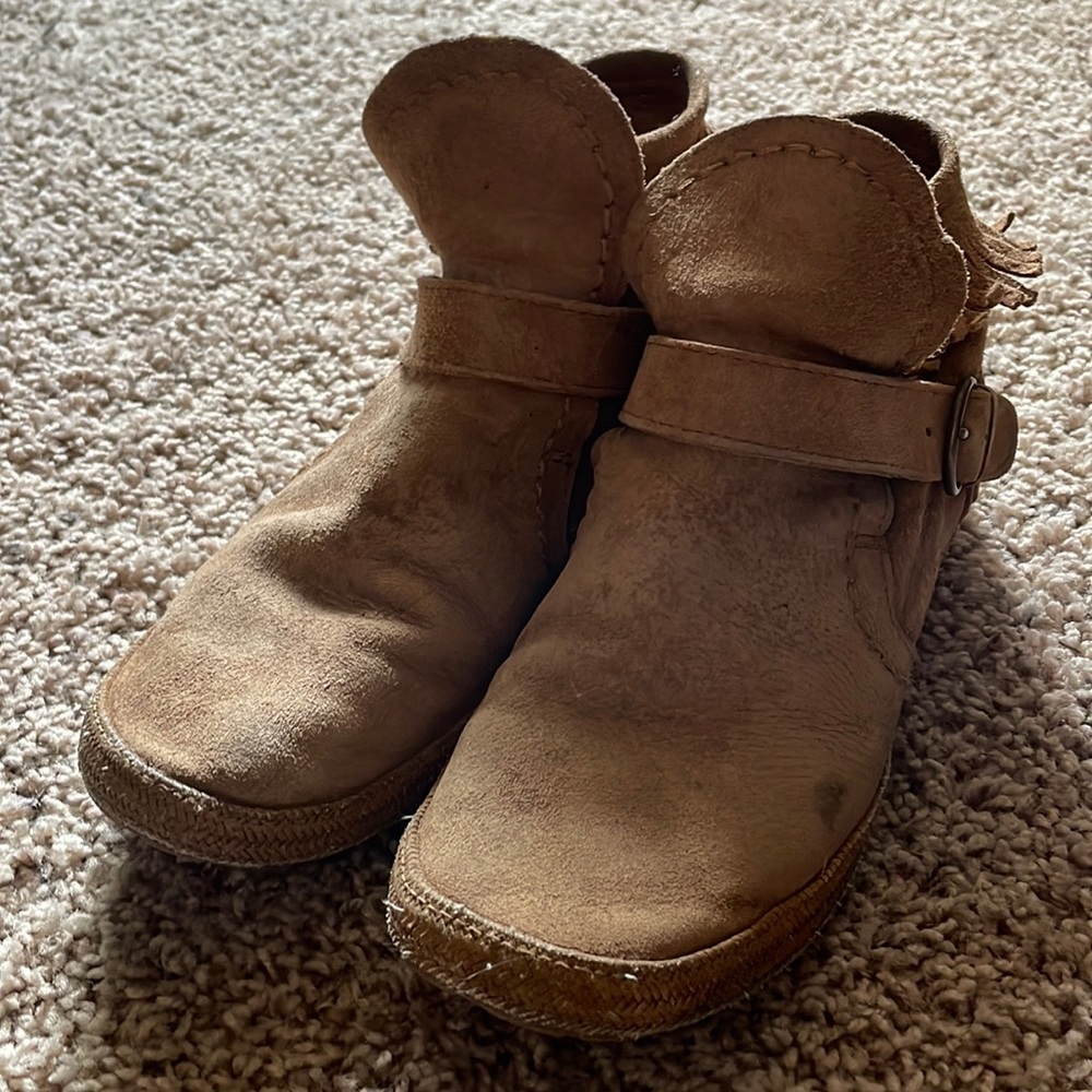 Ugg Moccasins